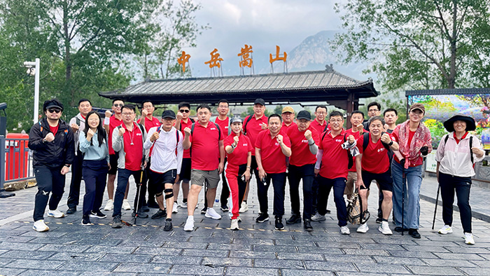 鵬鴻高管團隊